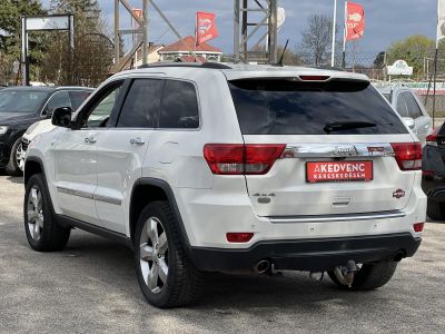 JEEP GRAND CHEROKEE 3.0 V6 CRD Overland (Automata) Xenon Memória Üléshűtés Panorámatető Vonóhorog Friss vizsga!