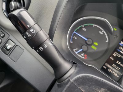 TOYOTA YARIS 1.5 Hybrid Comfort Style e-CVT 121e km. Digitklíma Kamera Bluetooth Sávváltó