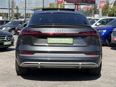 AUDI E-TRON Sportback 60 S quattro (Automata) 55e km. LED. panoráma tető. memória. CARPLAY. garanciális!