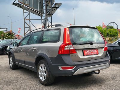 VOLVO XC70 2.4 D [D5] AWD Momentum