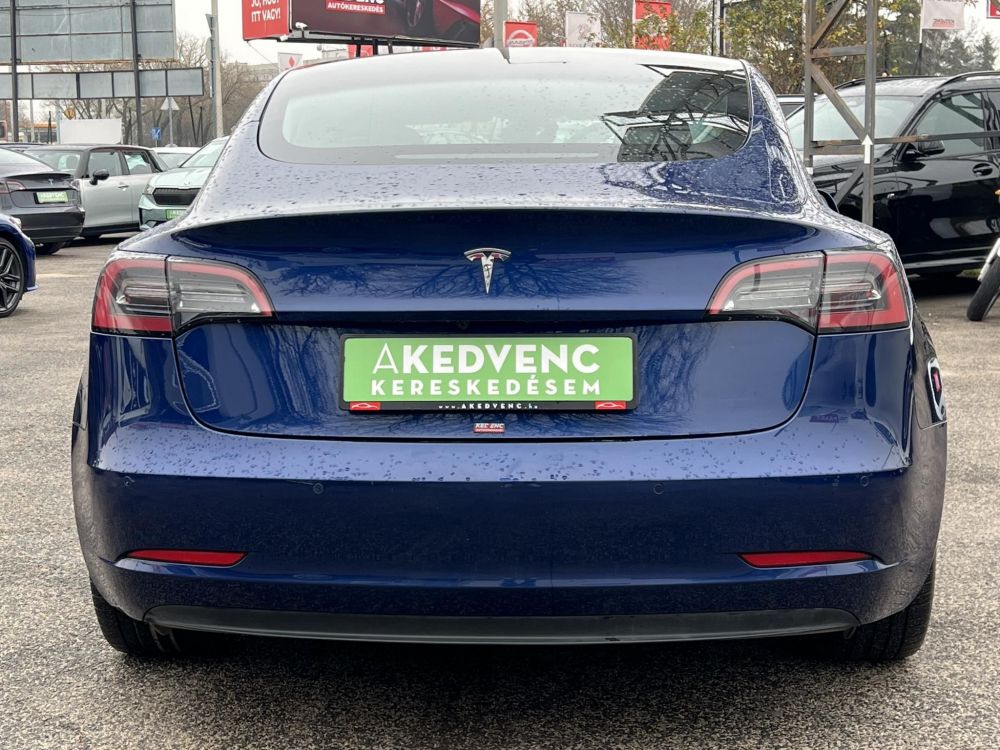 TESLA MODEL 3 RWD (Automata) 34e km. 2030-ig garancia
