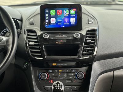 FORD CONNECT Tourneo230 1.5 TDCi L2 Titanium (7 személyes ) 79e km. M.o.-i. Márkaszervizelt előélet!