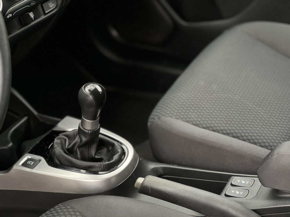 HONDA JAZZ 1.3 Trend Magyarországi. Márkaszervizelt. Tolatókamera!