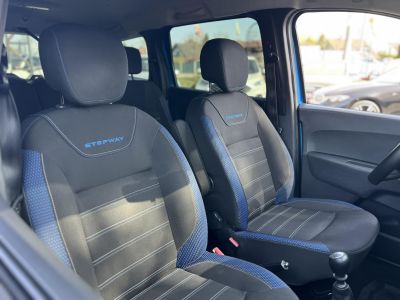 DACIA LODGY 1.5 Blue dCi Stepway (7 személyes ) 50e km. M.o.-i. 1.tul. CarPlay. Kitünő állapot!