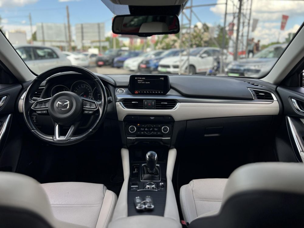 MAZDA 6 2.2 CD Revolution Top (Automata) Sávtartó 360 Head-up Kamera Fehér bőr belső!