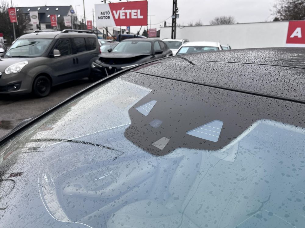 MERCEDES-BENZ S 560 e L 9G-TRONIC EQ Power M.o.-i. Teljes felszereltség. Zöld rendszám!