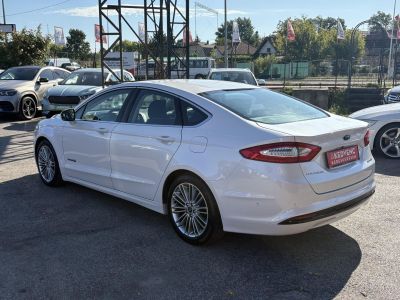 FORD MONDEO 2.0 HEV Titanium (Automata) Rendszeresen karbantartott Garanciális váltó!