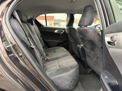 LEXUS CT 200h Comfort (Automata) 125e km. LED Tempomat Kamera Ülésfűtés Digitklíma