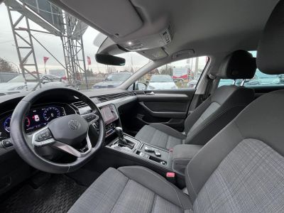 VOLKSWAGEN PASSAT VIII 2.0 TSI Business DSG R-line M.o.-i. FACELIFT. 190LE. sérülésmentes!