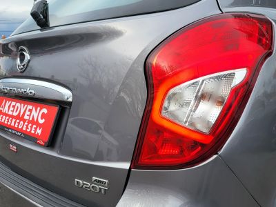 SSANGYONG KORANDO 2.0 e-XDI DLX AWD (Automata) LED Tempomat Ülésfűtés Digitklíma Tolatóradar Vonóhorog!