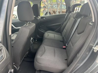 PEUGEOT 308 SW 1.6 HDi Confort Pack Tempomat Digitklíma Vonóhorog Szervizelt!