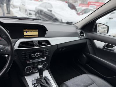 MERCEDES-BENZ C 220 T CDI BlueEFFICIENCY Avantgarde (Automata) Magyarországi Teljes szerviztörténet!