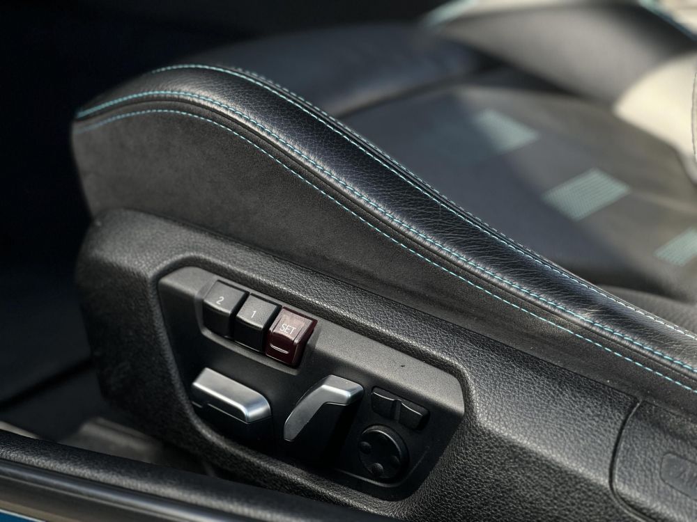 BMW M2 Competition DKG Tuningmentes. magas felszereltség. végig vezetett szervizkönyv. Apple carplay