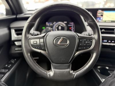 LEXUS UX 250h Comfort CVT 113e km. LED Tempomat Navi Sávtartó Bluetooth Kamera Keyless