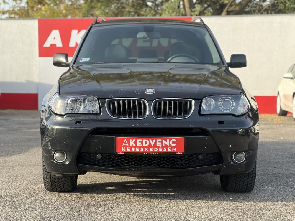 BMW X3 3.0 (Automata) xenon fényszórók. ülésfűtés. lejtmenet. memória. vonóhorog. bőr belső!