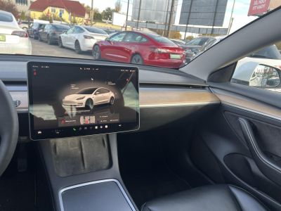 TESLA MODEL 3 Long Range AWD (Automata) FACELIFT. hőszivattyú. premium hifi. mátrix LED!