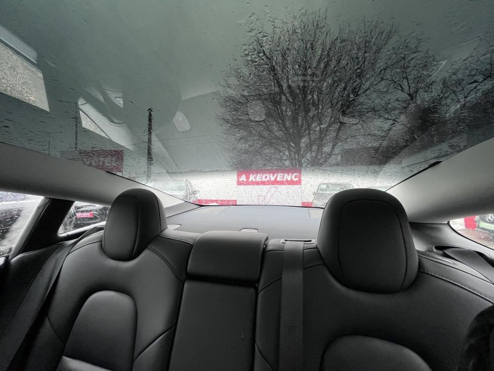 TESLA MODEL 3 Standard Range Plus Aut 95e km. facelift. mátrix LED. hőszivattyú. garanciális!