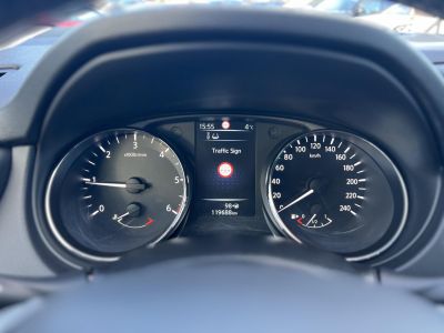 NISSAN QASHQAI 1.6 dCi Tekna 4WD 119e km. LED Tempomat Bluetooth Digitklíma MEGKÍMÉLT állapot!