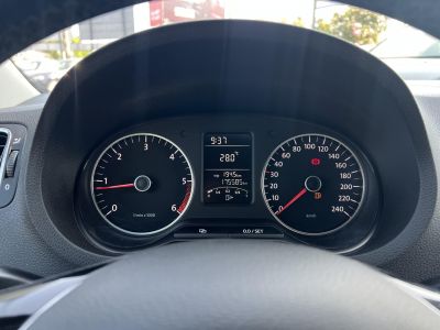 VOLKSWAGEN POLO V 1.6 75 CR TDI Trendline Klíma Carplay Kamera Frissen szervizelt!