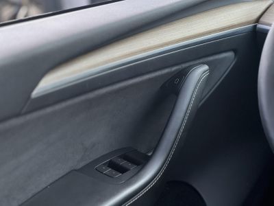 TESLA MODEL Y Long Range AWD (Automata) mátrix LED. hőszivattyú. prémium hifi. garanciális!