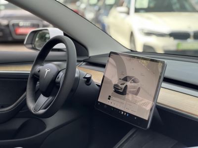 TESLA MODEL 3 Long Range AWD (Automata) 103e km. AMD Ryzen. mátrix LED. hőszivattyú. 2030-ig garanciális!