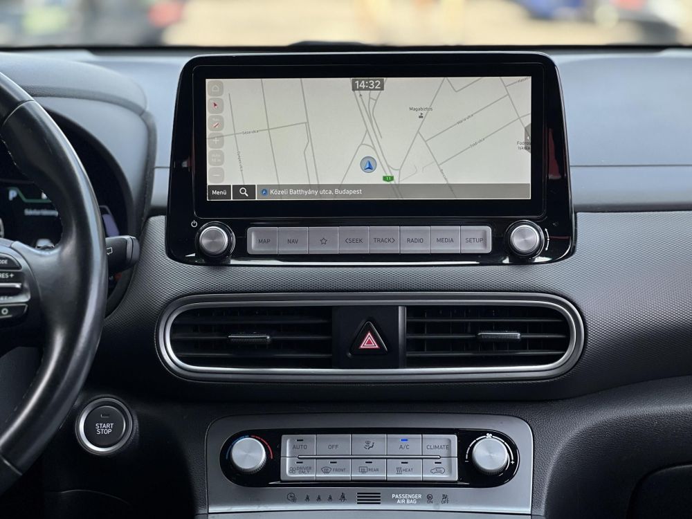HYUNDAI KONA EV 64kWh Comfort 400+km hatótáv