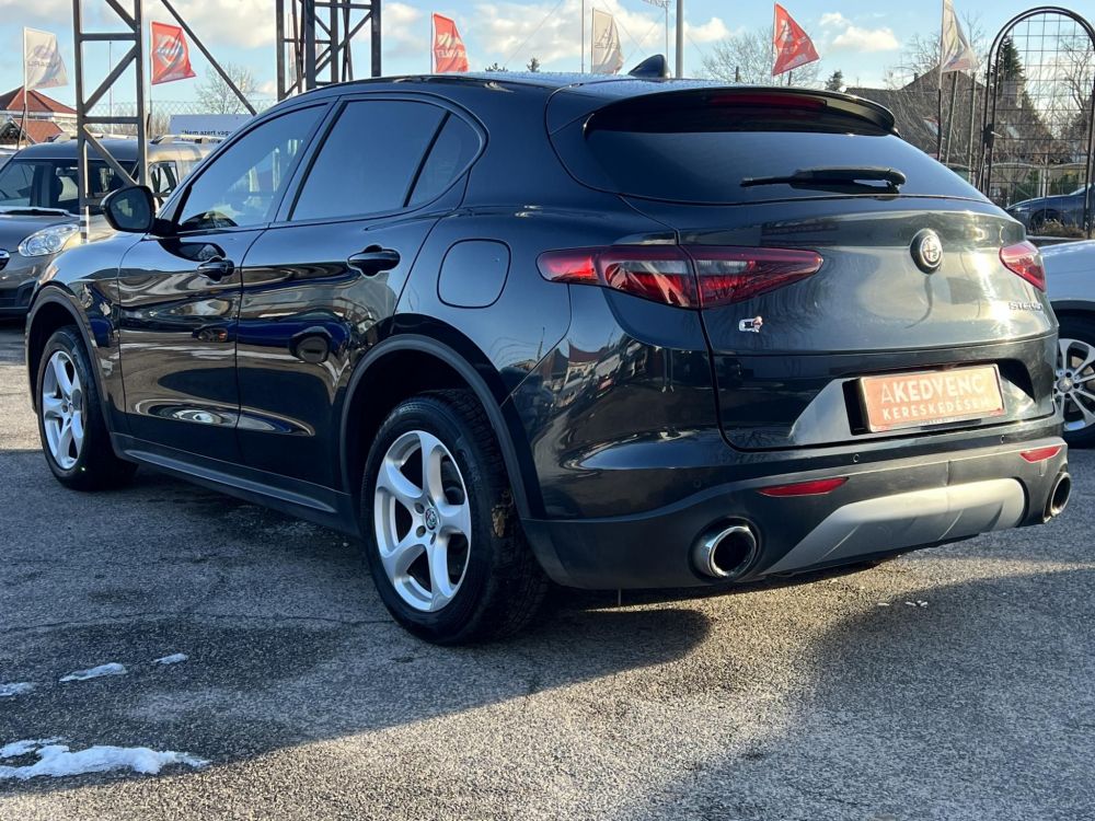 ALFA ROMEO STELVIO 2.0 T Super Q4 (Automata) M.o.-i. 1.tul. Klíma Tempomat Bőr!