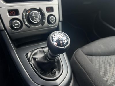 PEUGEOT 308 SW 1.6 HDi Confort Pack Tempomat Digitklíma Vonóhorog Szervizelt!