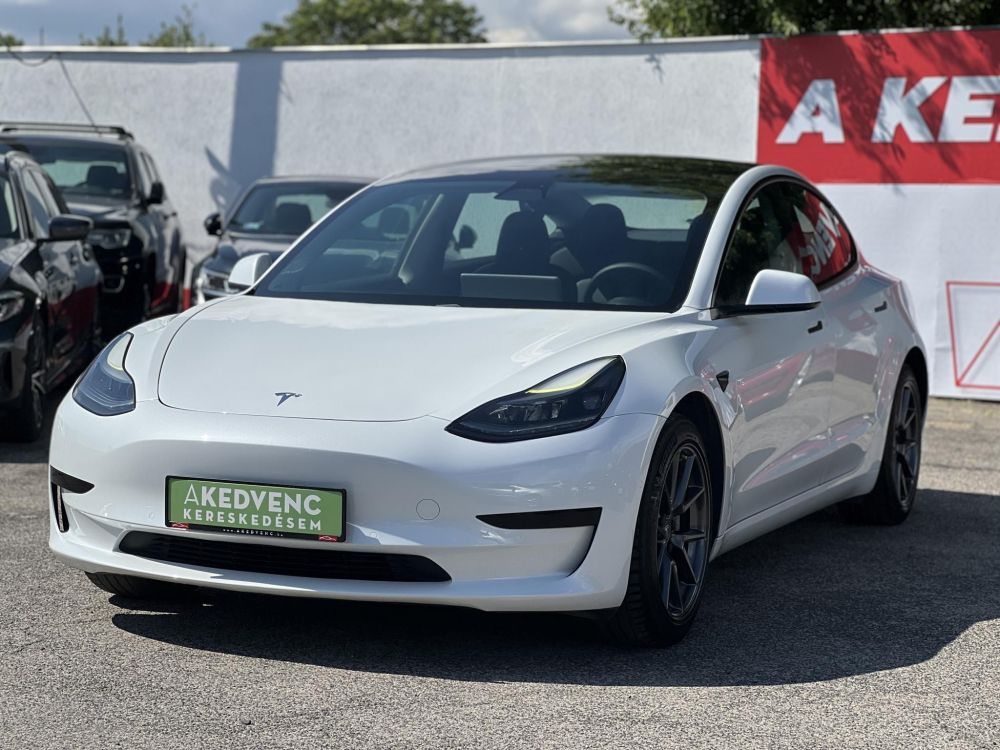TESLA MODEL 3 Standard Range Plus Aut 62e km. hőszivattyú. garanciális!