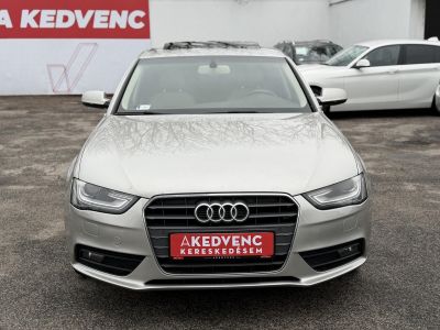 AUDI A4 2.0 TDI multitronic Magyarországi Napfénytető Xenon Üléshűtés PDC Téli-nyári kerék!