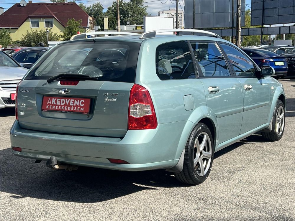 CHEVROLET LACETTI SW 1.6 16V Elite Magyarországi. Klíma. Vonóhorog. Téli-nyári garnitúra!