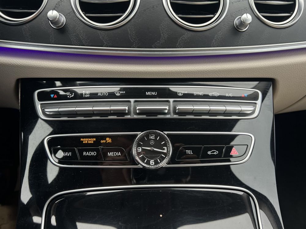 MERCEDES-BENZ E 220 d 9G-TRONIC 134e km. MAGYARORSZÁGI/WIDESCREEN/LED/KAMERA/CARPLAY!