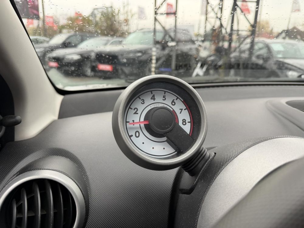 CITROEN C1 1.0 Comfort Klima. automata. Tolatókamera City szervó!