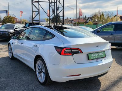 TESLA MODEL 3 Long Range AWD (Automata) facelift. garanciális. autopilot. téli-nyári kerék szett!
