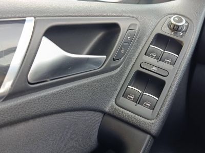 VOLKSWAGEN GOLF VI 2.0 TSI GTI 210le. Napfénytető Klíma GTI felnik Kockás belső!