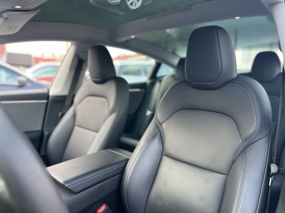 TESLA MODEL 3 RWD Premium (Automata) Ülésszellőztetés. hátsó kijelző. 2031-ig garancia!