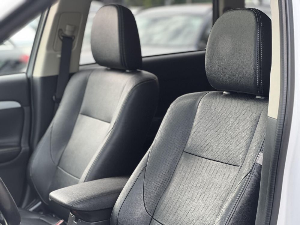 MITSUBISHI OUTLANDER 2.0 MIVEC Instyle Navi 4WD CVT