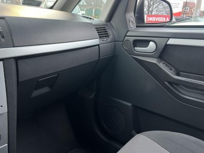 OPEL MERIVA 1.7 CDTI Essentia Klíma Webasto! 4-5L/100km!