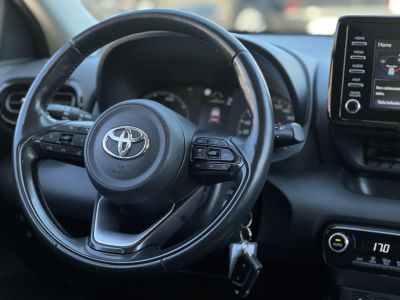 TOYOTA YARIS 1.5 Hybrid Executive e-CVT 103e km. LED fényszórók. táblafelismerő. ülésfűtés. kamera. digitklíma!