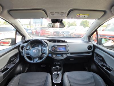 TOYOTA YARIS 1.5 Hybrid Comfort Style e-CVT 121e km. Digitklíma Kamera Bluetooth Sávváltó