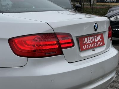 BMW 325i (Automata) Xenon Tempomat Ülésfűtés Bluetooth Navi PDC