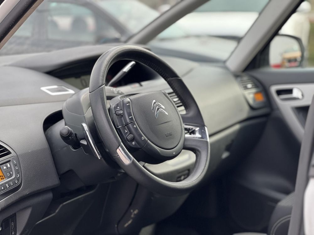 CITROEN C4 PICASSO Grand1.6 HDi Dynamique FAP (5 személyes ) Bluetooth. ülésfűtés. többzónás klíma