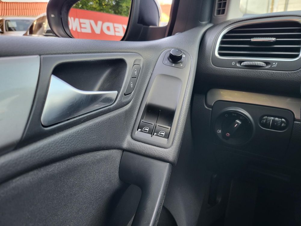 VOLKSWAGEN GOLF VI 1.4 Trendline klima