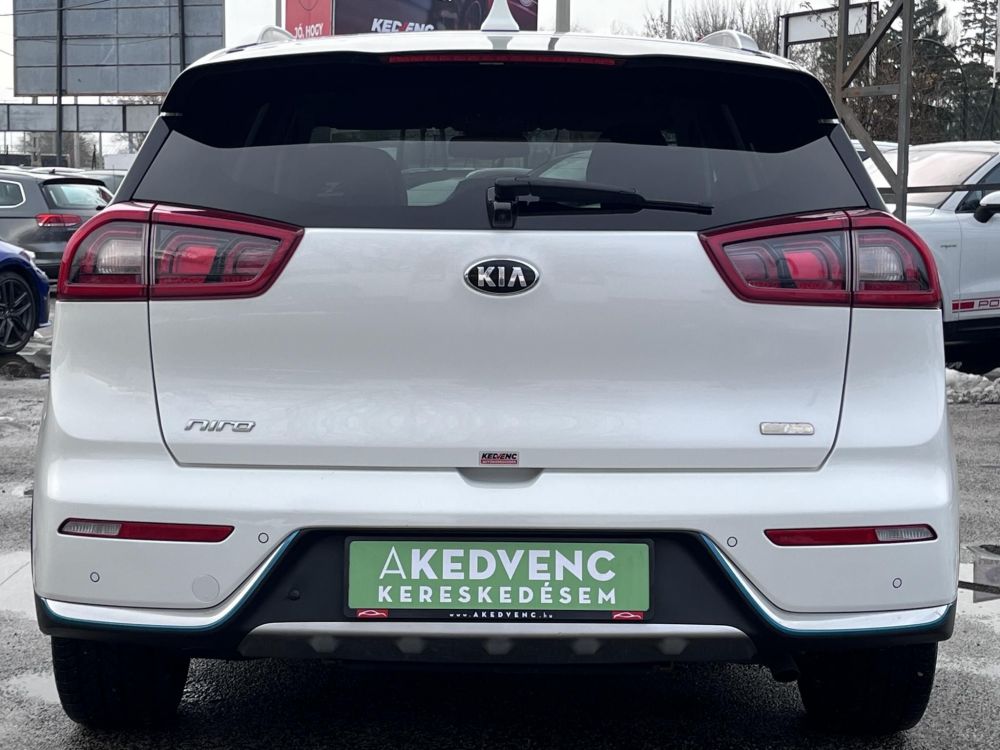 KIA NIRO PHEV 1.6 GDI LX DCT Sávtartó Carplay Tempomat Navi!