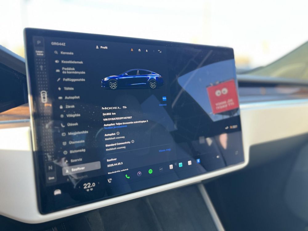 TESLA MODEL S Long Range AWD (Automata) Yoke kormány. Fehér belső. 21 felni. Garanciális