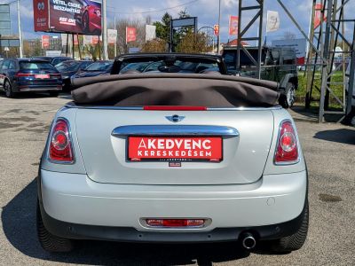 MINI MINI COOPER Cabrio 1.6 Tempomat Ülésfűtés Digitklíma Barna bőr Friss vezérlés!
