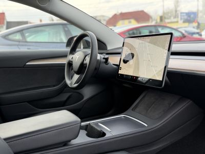 TESLA MODEL 3 Performance AWD (Automata) 62e km. FACELIFT. HŐSZIVATTYÚ. MATRIX LED. GARANCIÁLIS