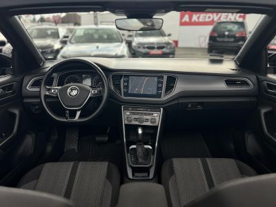 VOLKSWAGEN T-ROC Cabrio 1.5 TSI ACT Style DSG 39e km. Magyarországi. Márkaszervizelt. Újszerű állapot!