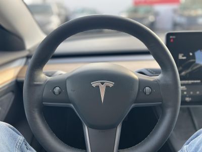 TESLA MODEL 3 Long Range AWD (Automata) 106e km. EAP. mátrix LED. hőszivattyú. premium hifi. garanciális!