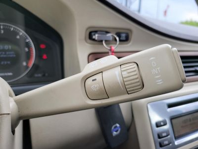 VOLVO XC70 2.4 D [D5] AWD Momentum